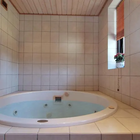 Holiday home Hanka - 500m From The Sea In Lolland- Falster And Mon By Interhome