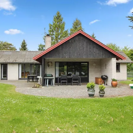 Hanka - 500m From The Sea In Lolland- Falster And Mon By Interhome Boto By