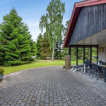 Hanka - 500m From The Sea In Lolland- Falster And Mon By Interhome Bøtø By