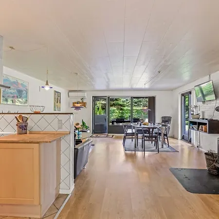 Hanka - 500m From The Sea By Interhome * Boto By