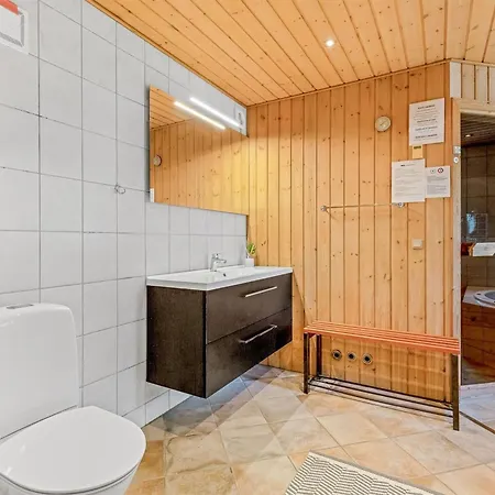 Hanka - 500m From The Sea By Interhome